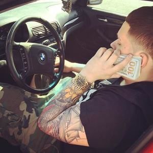 Meet your Posher, Cody